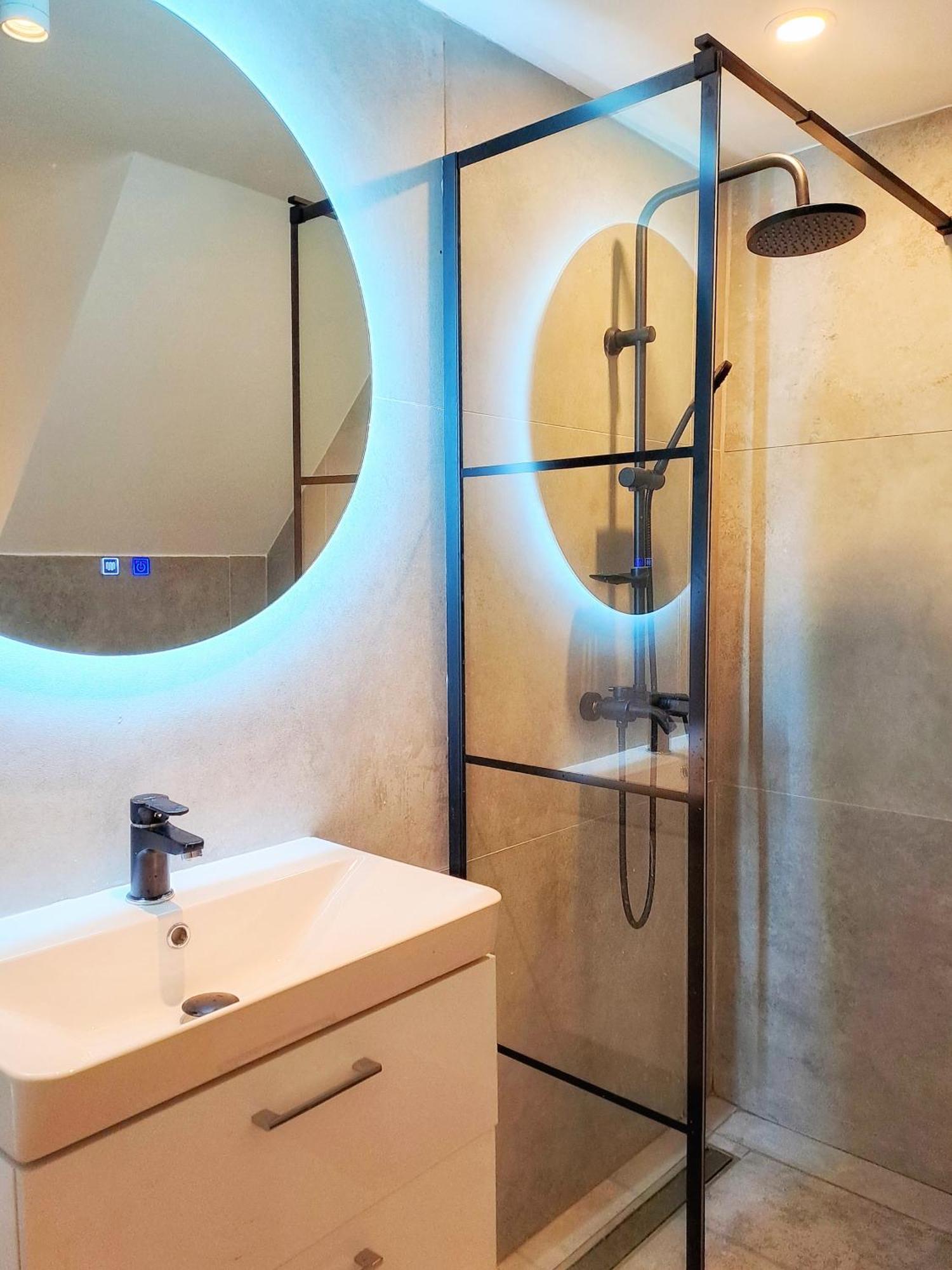Masszi Apartman Boedapest Buitenkant foto