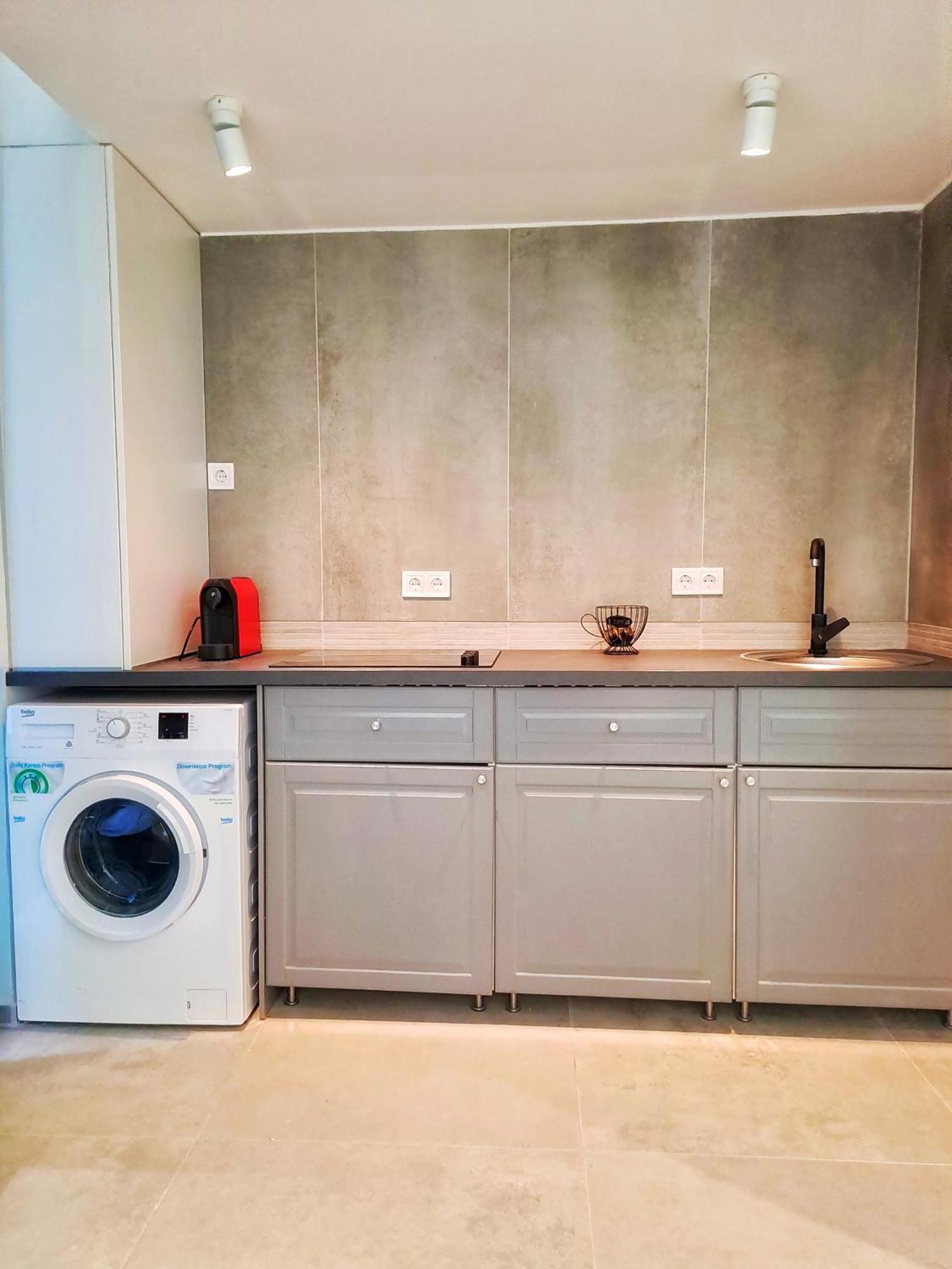Masszi Apartman Boedapest Buitenkant foto