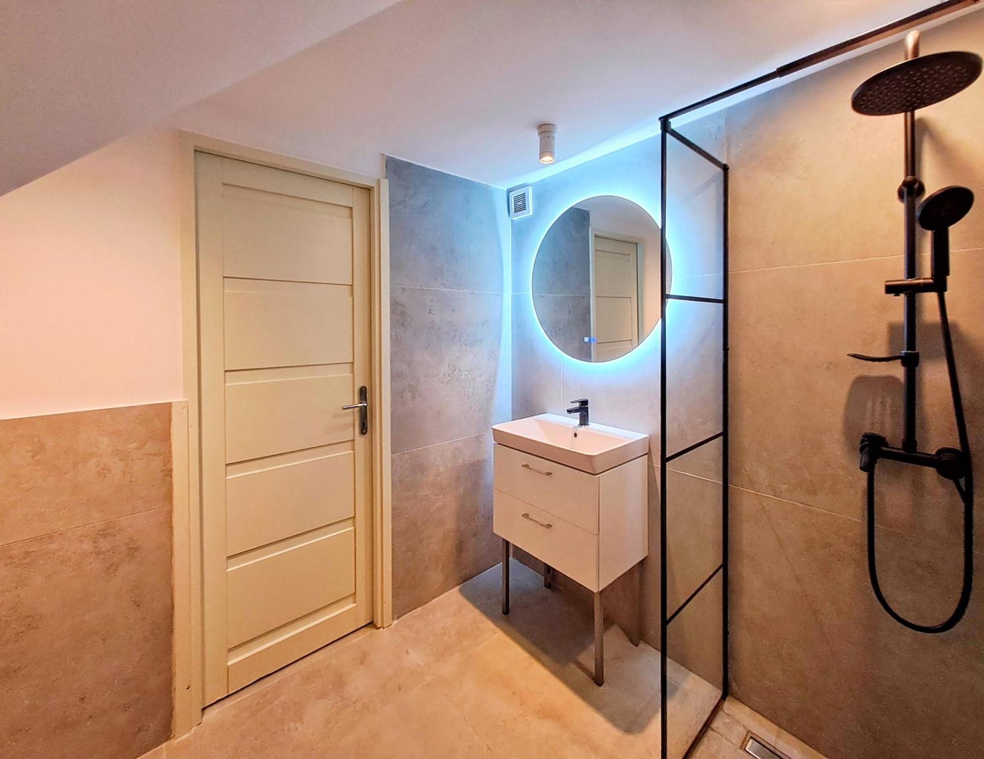 Masszi Apartman Boedapest Buitenkant foto